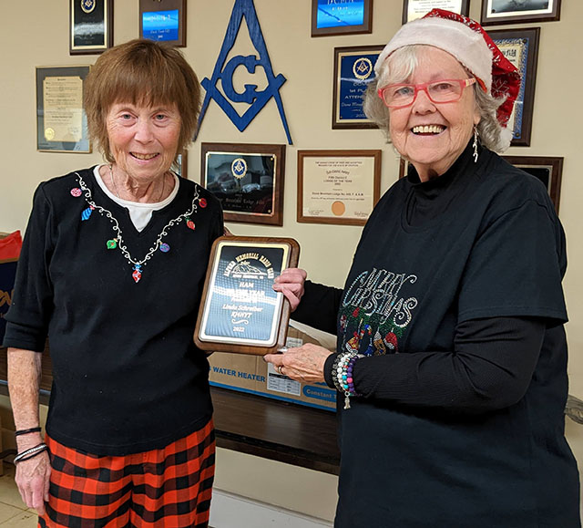 2022 Ham of the Year - Linda Schreiber, KJ4NYT